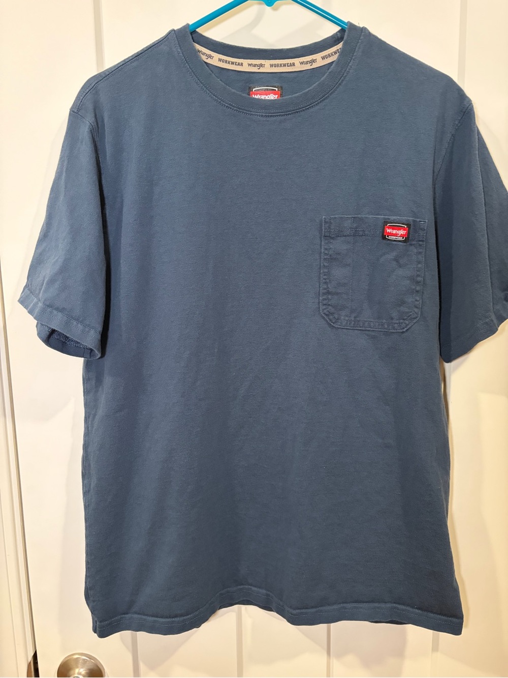 Wrangler Workwear Short Sleeve Pocket T-Shirt- Men’s Medium